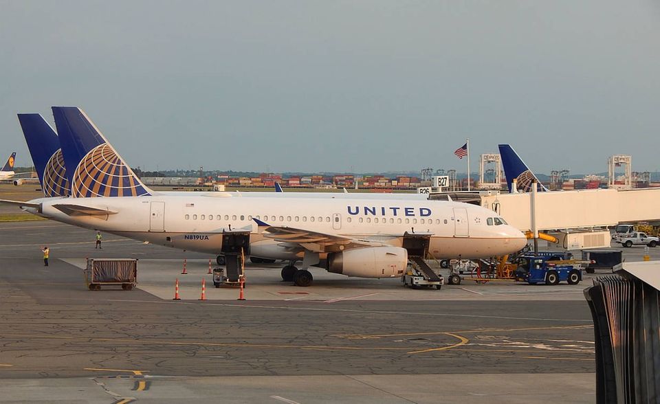 So sehen United Airlines-Flugzeuge heute aus. Die letzte Änderung wurde 2010 vorgenommen, nachdem sich United und Continental Airlines zusammengeschlossen hatten.