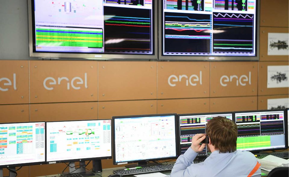 #2 Der italienische Energiekonzern Enel ist die Nummer eins in seinem Heimatland und in mehr als 30 Ländern weltweit tätig. 2016 erzielte Enel einen Umsatz von 70,6 Mrd. Euro. Fossile Energieträger – vor allem Gas – dominieren bei den Italienern.