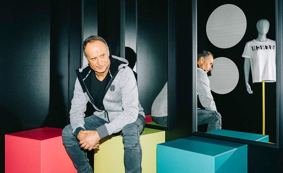 Als Bench-Chef trug Bruno Sälzer gern Klamotten aus der eigenen Kollektion – etwa auf der Fashion Week in Berlin. Als Chairman von Amer Sports sieht man ihn wieder öfter ohne Hoodie