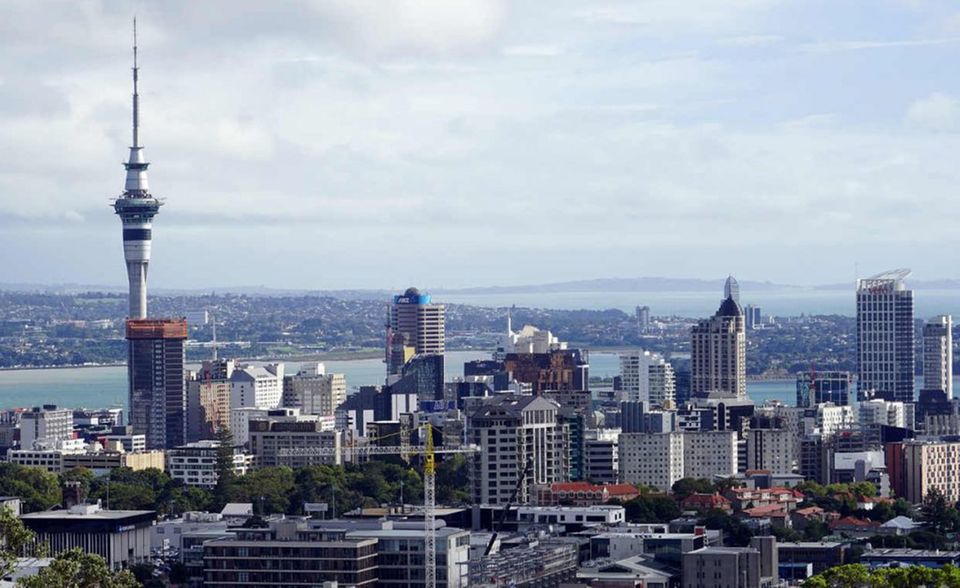 #3 Neuseelands Wirtschaftsmetropole Auckland liegt gleichauf mit München auf diesem Platz. "Neuseelands Natur und das subtropische Klima, ein stabiles politisches und soziales Umfeld sowie gute medizinische und gesundheitliche Versorgung sind die drei wichtigsten Faktoren, die dazu beitragen, dass Auckland den dritten Platz in der Weltrangliste behält", sagte Mercer-Neuseeland-Chef Martin Lewington.