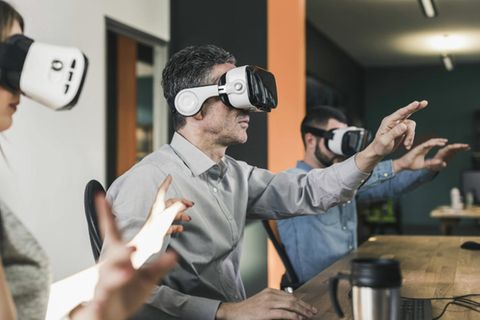 VR-Brillen im Einsatz - ein Symbol der Digitalisierung