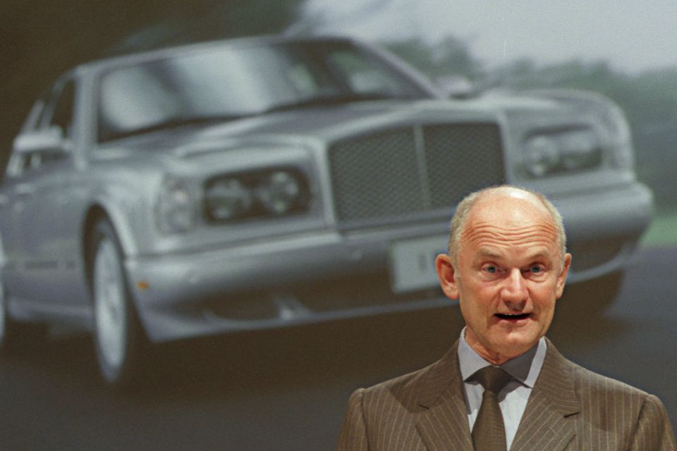Ferdinand Piëch ging zu Beginn seiner Amtszeit die Schwachstellen des Autobauers energisch an. Das betraf vor allem die schwache Rendite. Piëch setzte eine Plattformstrategie durch, um die Qualität aller Konzernmarken zu verbessern und die Produktion zu rationalisieren. Auch neue flexiblere Arbeitszeitmodelle wurden eingeführt. Darüber hinaus erwarb VW den Sportwagenhersteller Lamborghini und sicherte sich die Markenrechte an Bugatti und Bentley. Im letzten Jahr seiner Amtszeit 2001 wies VW einen Nachsteuergewinn von 2,9 Mrd. Euro aus – ein Rekord.