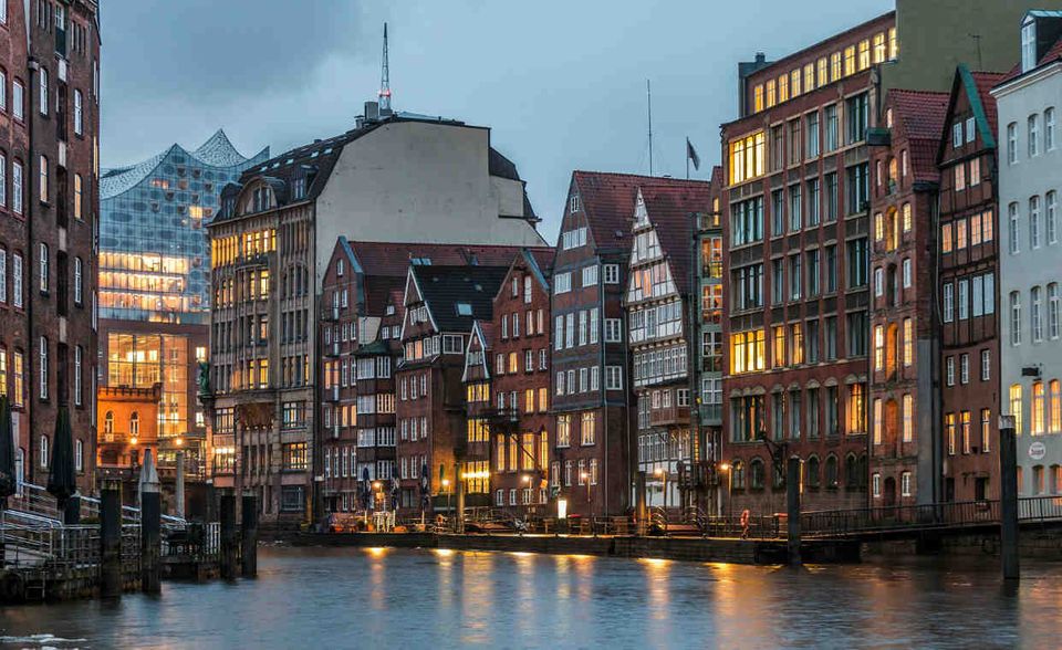 Auch Hamburg zeigt, dass es noch teurer geht. Hier stiegen die Immobilienpreise im Jahresvergleich um 14,1 Prozent.