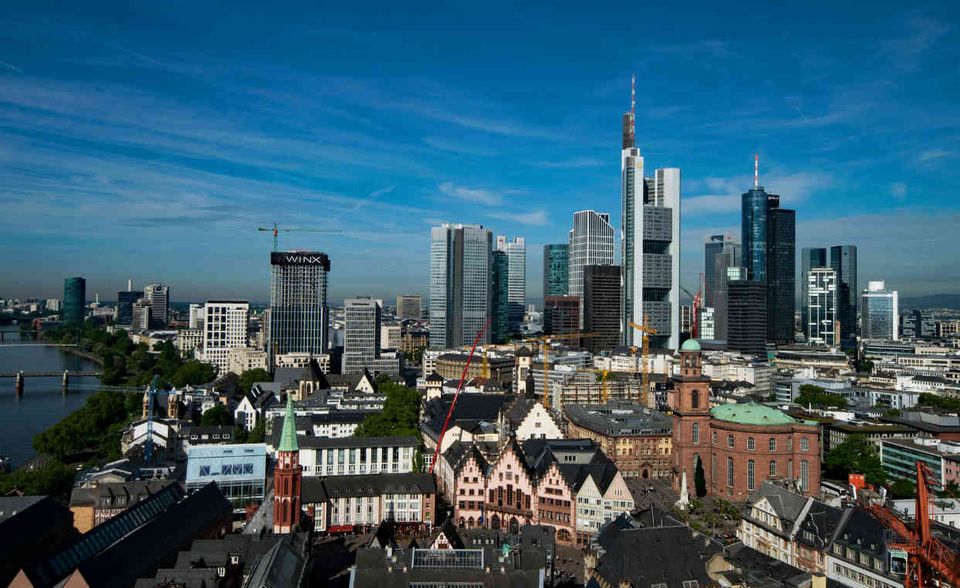 Frankfurt ist eine von vier deutschen Städten in den Top 10. Um 13,4 Prozent sind die Immobilienpreise in der Bankenmetropole von 2016 bis 2017 gestiegen.