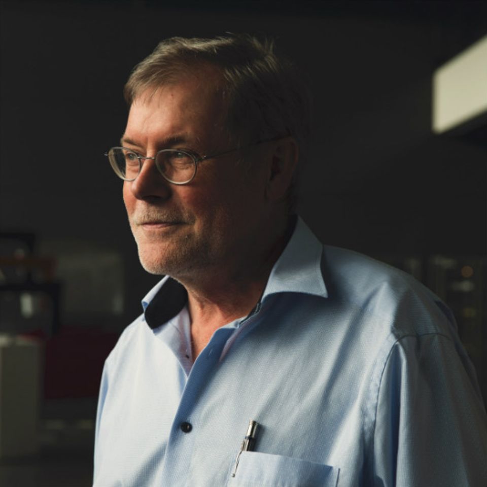 Peter Elsner leitet das Fraunhofer-Institut für Chemische Technologie in Pfinztal