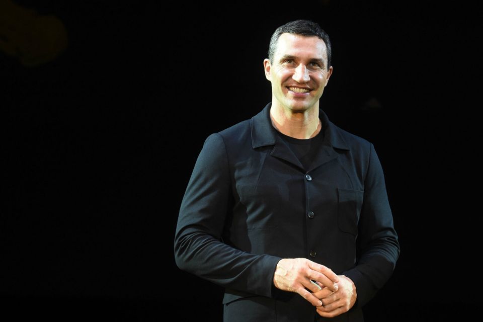 Wladimir Klitschko hat 2017 seine Boxkarriere beendet. Neben dem Sport ist der aus der Ukraine stammende Sportler auch als Unternehmer tätig, zum Beispiel mit einer eigenen Vermarktungs- und Veranstaltungs-Agentur.