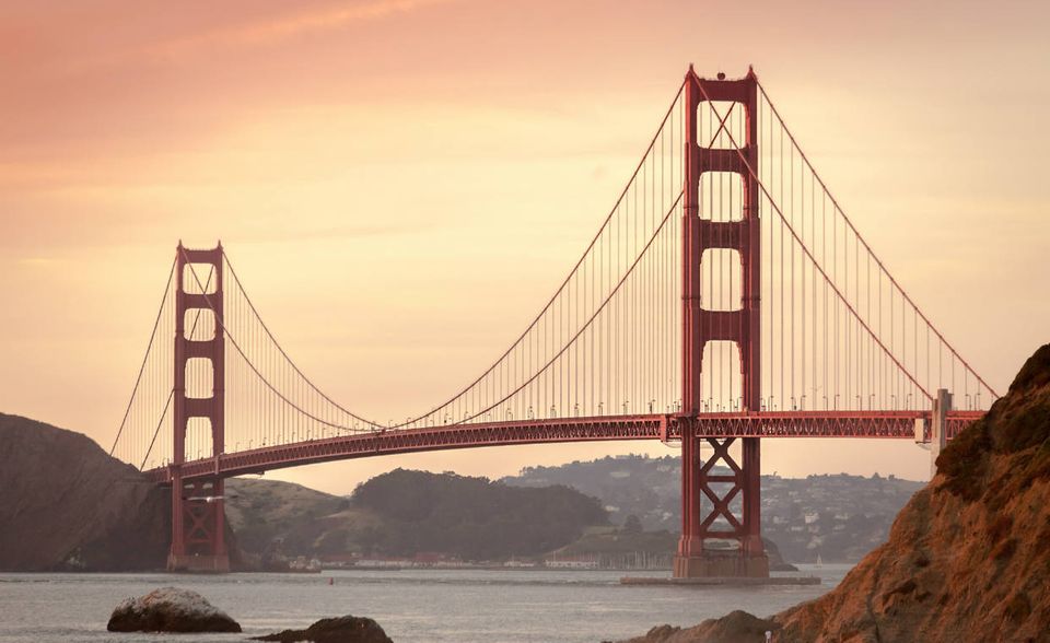 Bei der Internetgeschwindigkeit ist San Francisco Spitze (10 Punkte). Eine schwache Bewertung gab es für den öffentlichen Nahverkehr (3,4 Punkte). Gesamtpunktzahl: 7,55