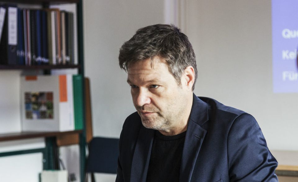 Robert Habeck: Der 48-Jährige ist seit Ende Januar Bundesvorsitzender der Grünen. Sein Amt als Umweltminister in Schleswig-Holstein gibt er dafür auf. Habeck ist Quer- und Späteinsteiger bei den Grünen.