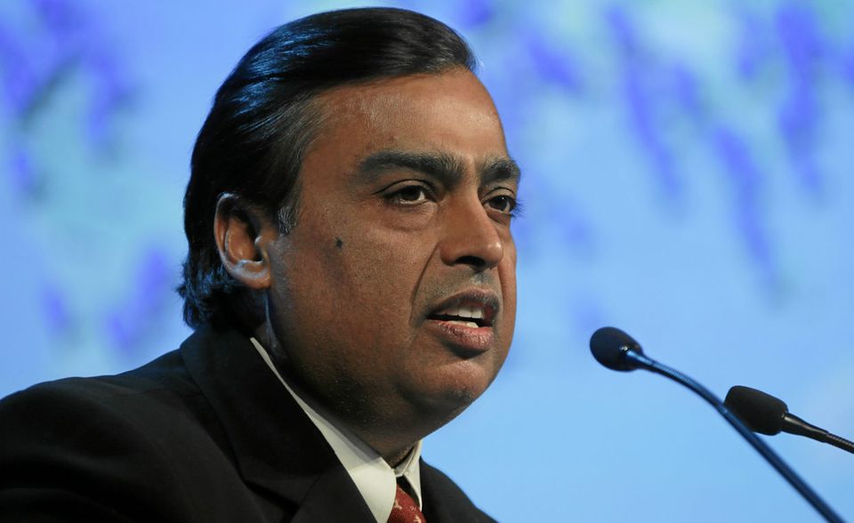 #2 Mit einem geschätzten Vermögen von 40,1 Milliarden Dollar nimmt Mukesh Ambani bei „Forbes“ Platz 19  der reichsten Menschen der Welt ein. Das reicht für den zweiten Rang in Asien. Ambani ist    Vorstandsvorsitzender der Petrochemiefirma Reliance Industries. Die wurde 1966 von seinem Vater    Dirubhai gegründet.