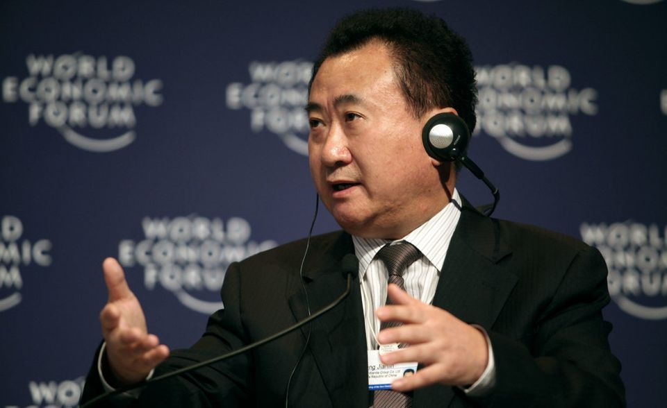 #7 Der Chinese Wang Jianlin ist dank eines Vermögens von geschätzt 30 Milliarden Dollar der siebtreichste  Mensch Asiens. Auf der globalen „Forbes“-Liste für dieses Jahr wird der Vorstandsvorsitzender der Wanda    Group auf Rang 26 geführt. Der Mischkonzern handelt mit Immobilien. Zum Unternehmen gehört auch die    US-Kinokette AMC.