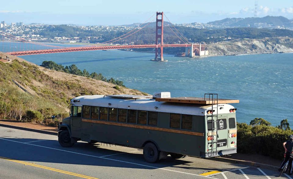 26.000 Kilometer hat Michael Fuehrer in seinem Bus zurückgelegt: durch die westlichen Staaten der USA bis nach Kanada. Dazu hat er einen ehemaligen Schulbus in ein fahrendes Zuhause verwandelt.