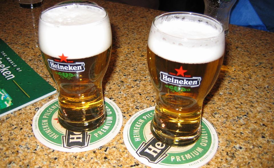 #5 Heineken Holding: Auch den Niederländern gehört mehr als das gleichnamige Bier, etwa Birra Moretti aus Italien. Umsatz 2017 23 Mrd. Dollar