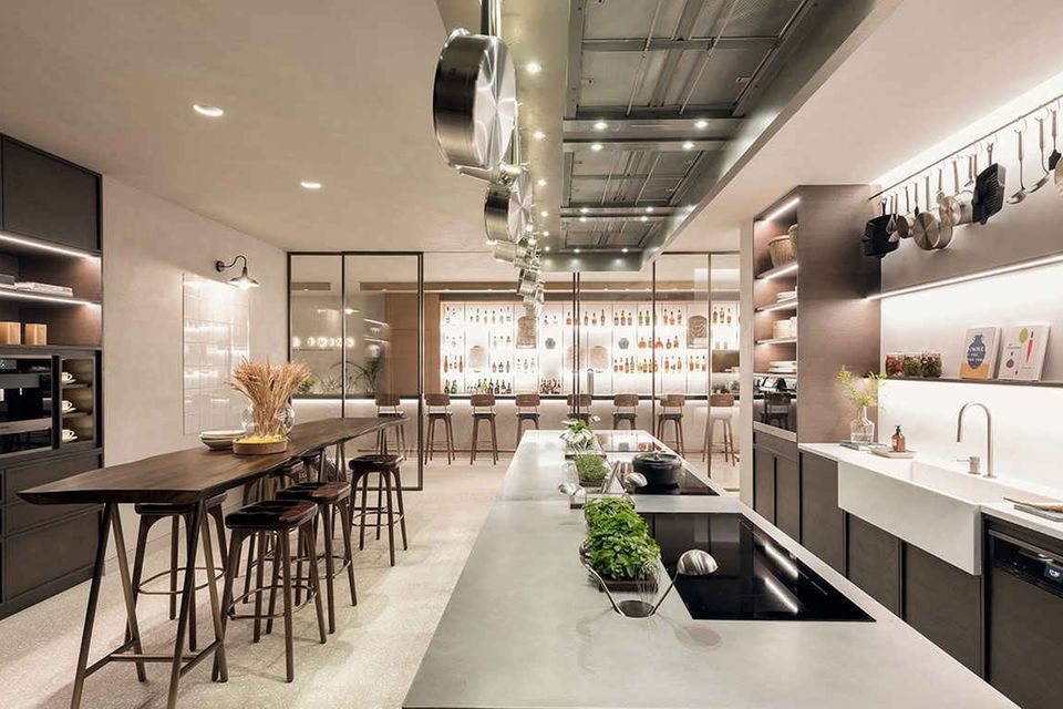 Zwilling eröffnet seinen neuen Flagship-Store mit Kochschule und Restaurant in Schanghai
