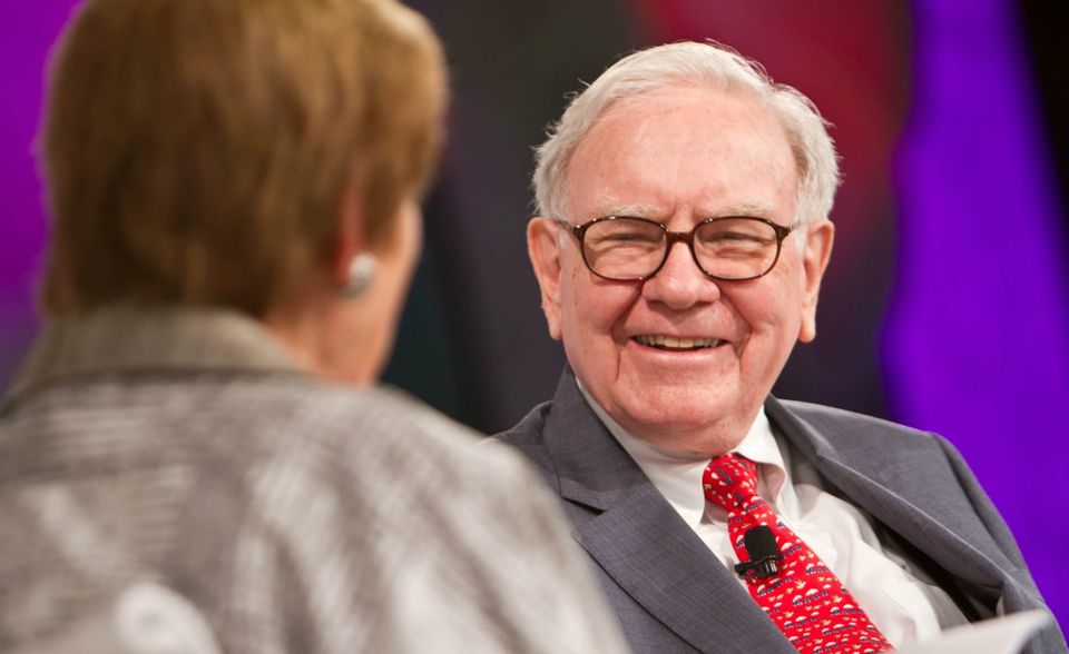 #3 Berkshire Hathaway: Das Konglomerat von mehr als 80 Firmen wird von der Investorenlegende Warren Buffett geführt. Hinter Apple verzeichnete das Unternehmen im vergangenen Geschäftsjahr die zweitgrößten Gewinne. 44 Mrd. Dollar standen am Ende zu Buche. Der Umsatz liegt bei 242 Mrd. US-Dollar.