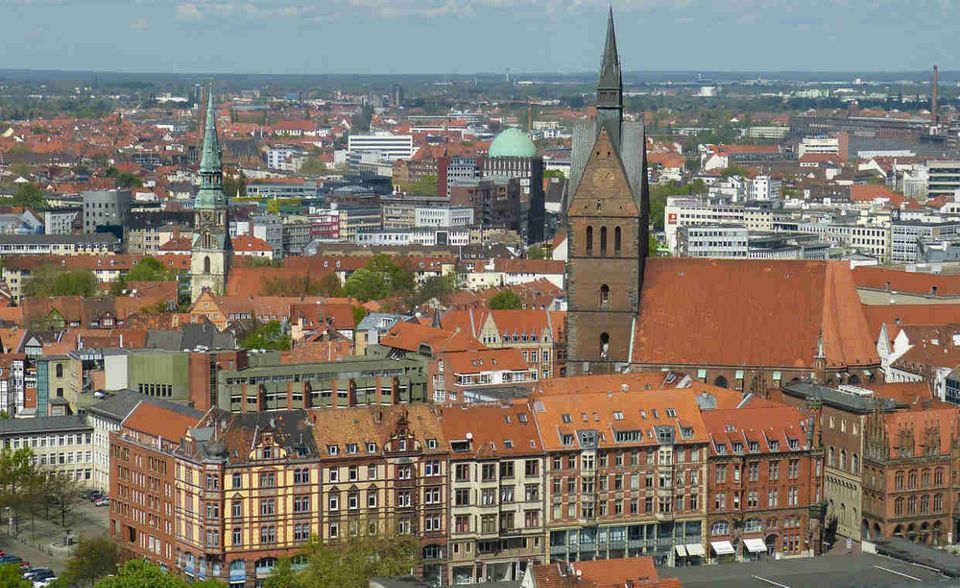 #15 Niedersachsen: Man kann nicht behaupten, die Niedersachsen seien steuerlich. Immerhin gab es 16.437 Selbstanzeigen, die zu 263 Mio. Euro Mehreinnahmen führen. Pro Anzeige waren das aber im Schnitt gerade mal 13.900 Euro.