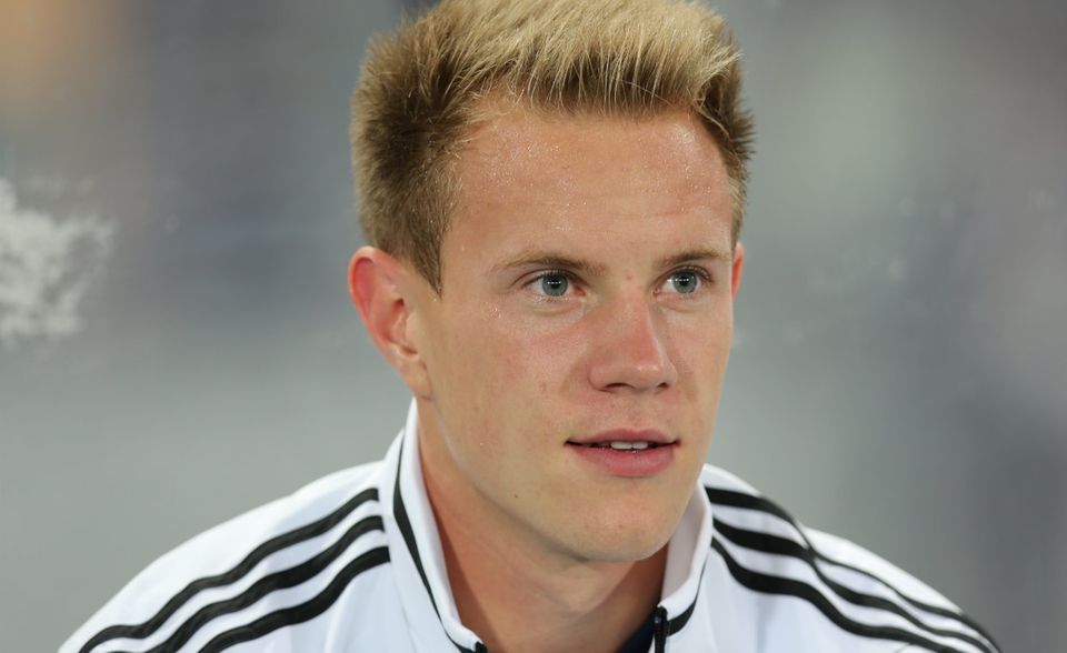 #5 Marc-Andre ter Stegen: Leidtragender der Torwart-Diskussion war Marc-Andre ter Stegen gewesen. Der Keeper vom FC Barcelona hat eine starke Saison im Verein gespielt und ist auf seiner Position beim FC Barcelona unangefochten. In der Nationalmannschaft muss er sich mit dem einstigen Welttorhüter Manuel Neuer messen. Bei der WM sitzt er auf der Bank, obwohl er in einer deutlich besseren physischen Verfassung war als Neuer. Marktwert: 60 Mio. Euro