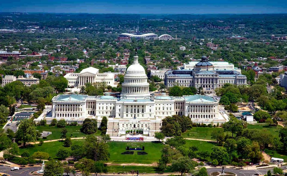 #8 In der Hauptstadt der Vereinigten Staaten von Amerika laufen nicht nur politisch viele Fäden zusammen. Die Nachfrage nach Hotelzimmern ist groß, die Preise dementsprechend hoch. Eine Geschäftsreise kostet hier laut der Erhebung durchschnittlich 600 Dollar pro Tag. Damit ging es für Washington, D.C. in der Rangliste allerdings einen Platz nach unten.