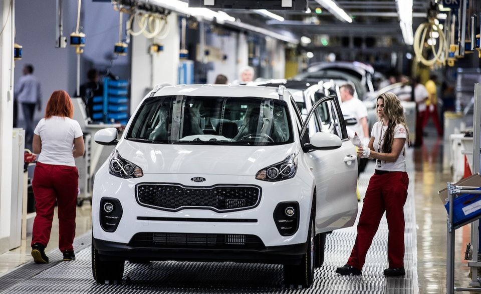 #7 Kia Motors: Einer der größten Fahrzeughersteller der Welt, der zur Hynundai Motor Group gehört. Umsatz: rund 45 Mrd. US-Dollar. CEO: Hyoung-Keun Lee