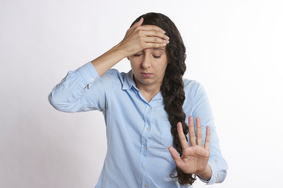 Auf Dauer kann sich der Stress auf der Arbeit auch auf die Gesundheit niederschlagen.