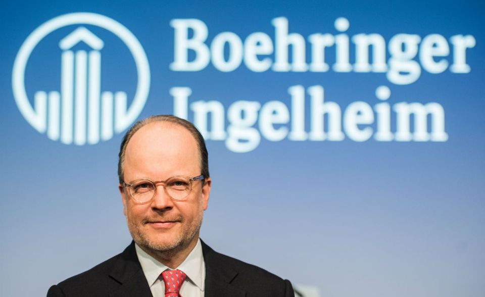 #10 Boehringer / von Baumbach: 1885 gründete Albert Boehringer den Arzneimittelhersteller Boehringer Ingelheim. Das Unternehmen befindet sich auch heute noch in Familienbesitz. Knapp 18,1 Mrd. Euro setzte der Pharmakonzern im vergangenen Jahr um. Geführt wird er von Hubertus von Baumbach, der mit dem Firmengründer verwandt ist. Das Vermögen der Familie wird auf 42,2 Mrd. Dollar geschätzt.