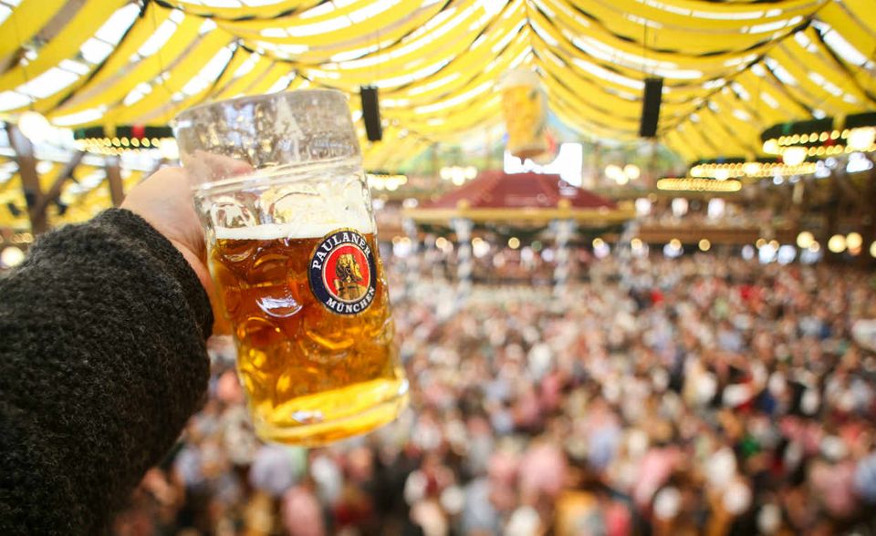 #6 Die Paulaner Gruppe (Paulaner, Kulmbacher, Fürstenberg, Hoepfner, Schmucker) verharrte mit 4,500 Millionen Hektoliter Bier auf ihrem Vorjahresabsatz.
