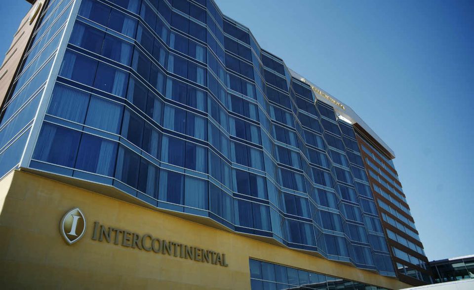 Die britische Intercontinental Hotels Group entstand 2003. Die Wurzeln des Unternehmens reichen aber viel weiter zurück. Zu der Kette gehören die Marken InterContinental Hotels & Resorts, Holiday Inn und Crowne Plaza Hotels & Resorts. Intercontinental Hotels Group wird von „Forbes“ auf Platz 1583 der größten börsennotierten Unternehmen weltweit geführt.