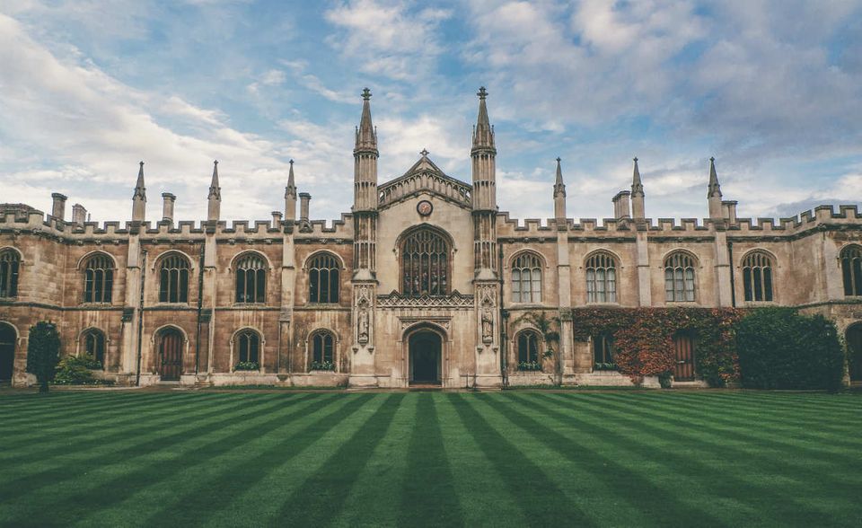 #2: Genau wie Oxford zählt Cambridge nicht gerade zu den Metropolen dieses Rankings. Dennoch ist die Stadt in den Top Ten ganz nach oben geklettert. Klar, wegen der berühmten Universität, aber auch wegen des kulturellen Angebots, Parks und der guten Infrastruktur.