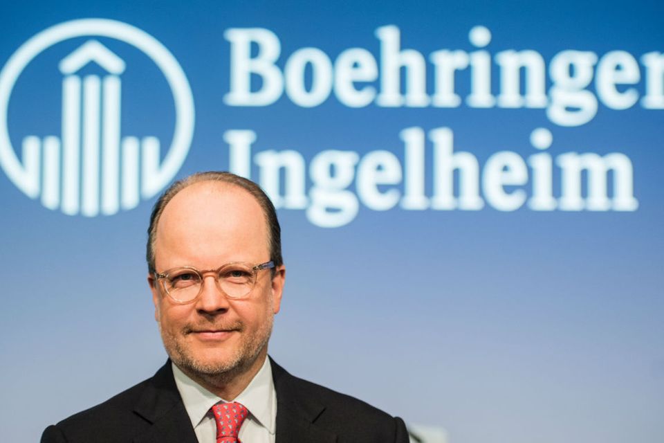 #12 Der Pharmakonzern Boehringer-Ingelheim (Umsatz 2017: 18,1 Mrd. Euro) ist vollständig in Familienbesitz. Seit Juli 2016 leitet Hubertus von Baumbach das Unternehmen. Er gehört der Gesellschafterfamilie an.