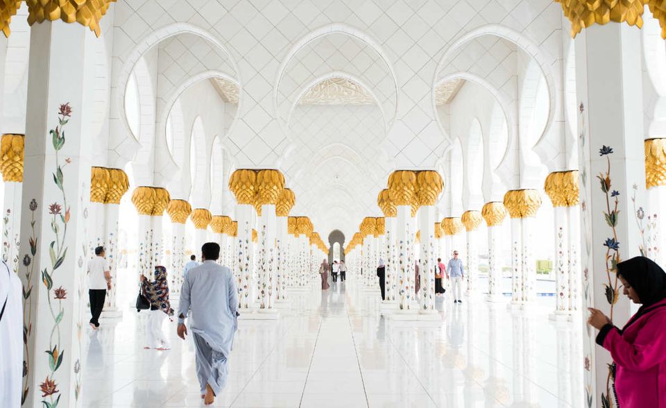 Katars Nachbar Saudi-Arabien verzichtet ebenfalls auf Einkommensteuer. Allerdings macht der sinkende Ölpreis dem Königreich zu schaffen. Eine Reaktion auf die Haushaltskrise: Anfang 2018 wurde eine Mehrwertsteuer eingeführt. Vor allem die Benzinpreise erhöhten sich drastisch.