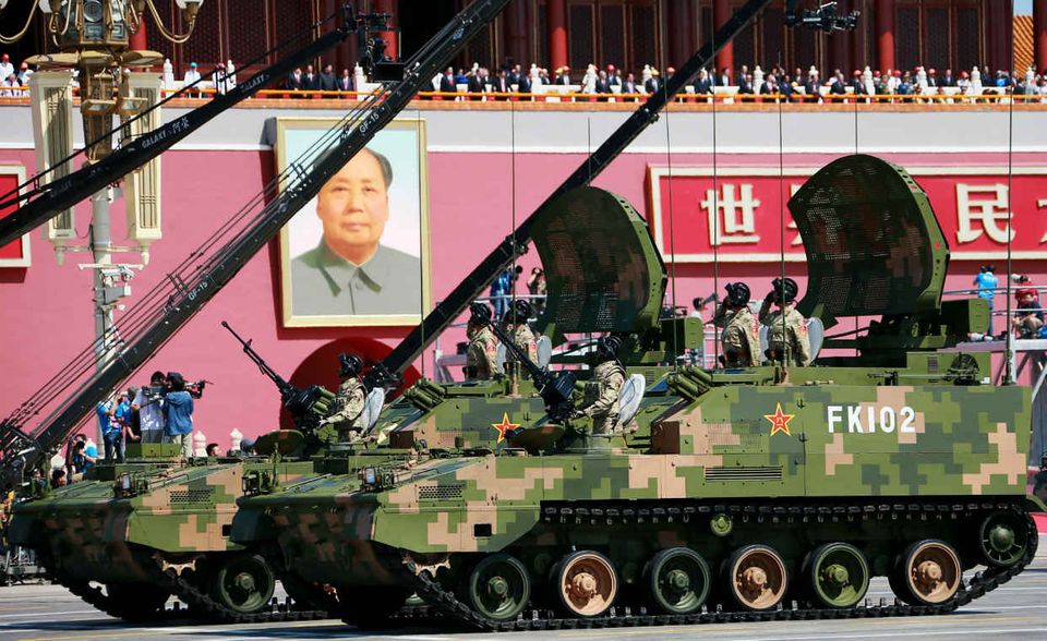 #2 Auch bei China mussten Schätzungen genügen. 228 Mrd. Dollar bedeuten auch 2017 den zweiten Platz im Rüstungsranking. Die Volksrepublik hat laut SIPRI ihre Militärausgaben seit 2008 mehr als verdoppelt (plus 110 Prozent). Der Anteil am Bruttoinlandsprodukt blieb aber mit 1,9 Prozent konstant.