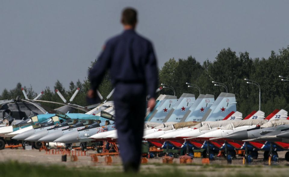 #4 Russland rutschte im SIPRI-Ranking vom dritten auf den vierten Platz ab. Im vergangenen Jahrzehnt wurde aber aufgerüstet. Die Militärausgaben (aktuell 66,3 Mrd. Dollar) stiegen im Vergleich zu 2008 um 36 Prozent, der Anteil am Bruttoinlandsprodukt erhöhte sich um einen Prozentpunkt auf 4,3 Prozent.