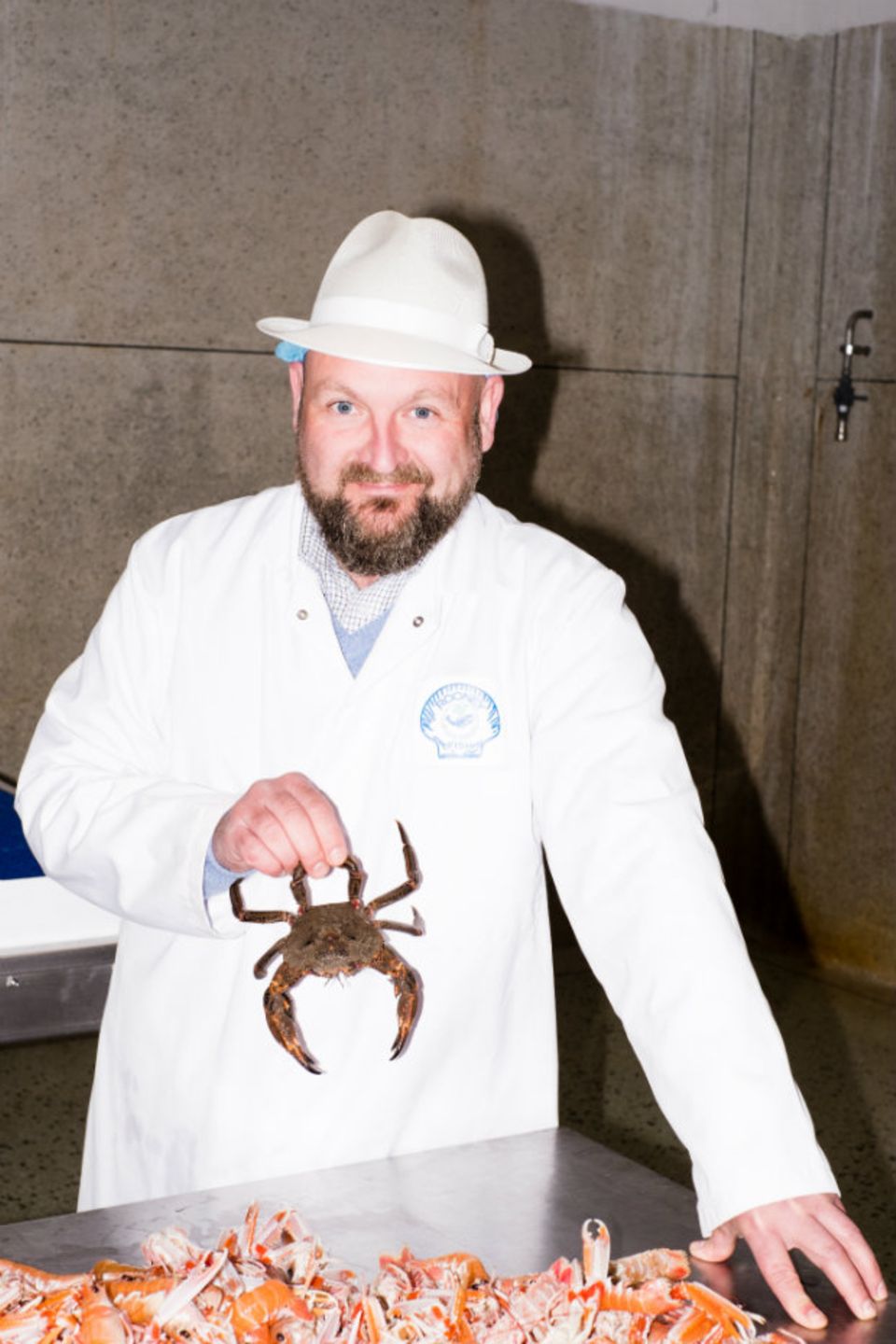 Andrew Rooney verarbeitet im nordirischen Kilkeel Meeresfrüchte, die er auf beiden Seiten der inneririschen Grenze einkauft.