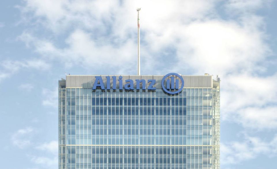 Platz #6 der wertvollsten deutschen Marken: Allianz.
 Auch für den Versicherungskonzern läuft es sehr rund: Allianz kann acht Prozentpunkte aufholen. Die Marke ist damit etwa 10,82 Mrd. Dollar wert und belegt im Ranking Platz 49.