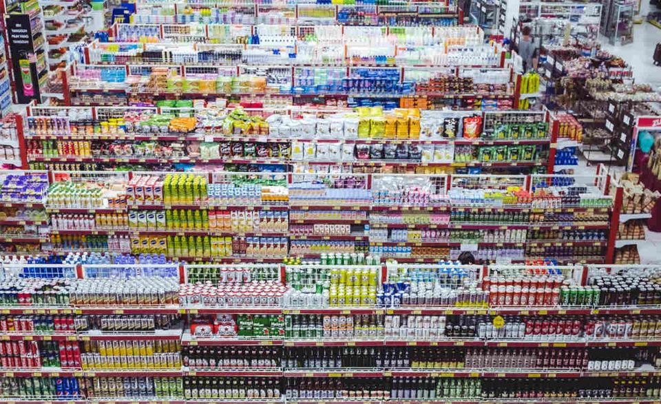 Der erste Platz der Liste geht nicht etwa an ein Energieunternehmen, sondern an den weltweit tätigen US-amerikanischen Einzelhandelskonzern Walmart Inc. Mit einem Umsatz von 500,343 Millionen Dollar ist Walmart das umsatzstärkste Unternehmen der Welt. [Symbolfoto]