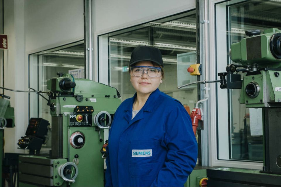 Stephanie Leibl macht einen dualen Studiengang in Elektro- und Informationstechnik bei Siemens