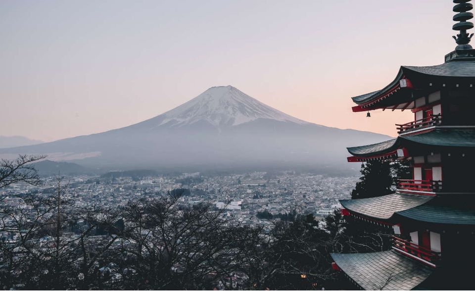 Ein Alleinstehender musste 2017 in Japan 22,3 Prozent des Bruttoverdienstes an den Staat abtreten. Damit liegt Japan in der OECD-Liste auf Platz zehn der Länder mit den geringsten Steuern und deutlich unter dem OECD-Durchschnitt von 25,5 Prozent. Ein anderer Staat aus Asien schneidet aber noch besser ab.