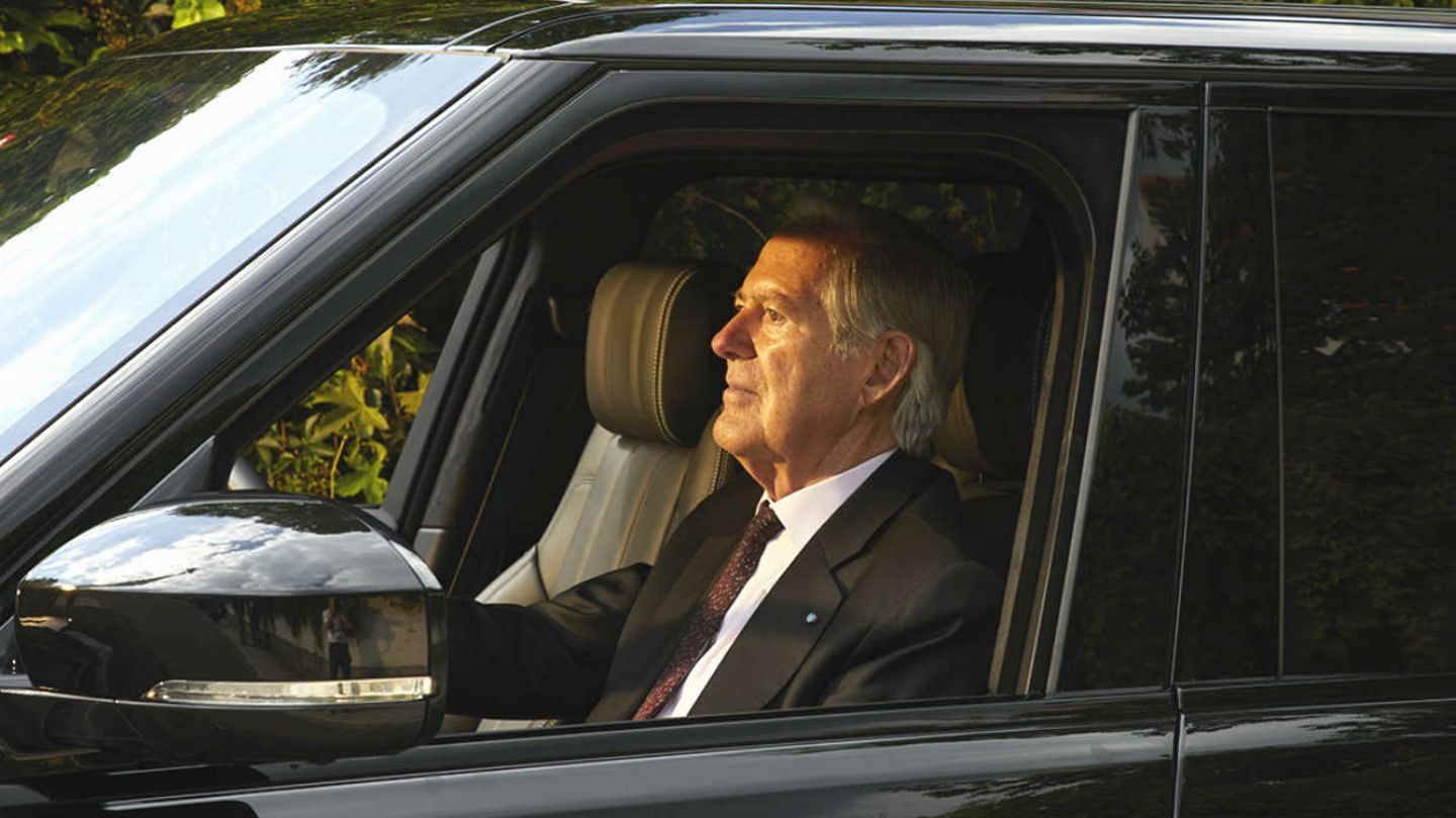 Roland Berger Range Rover, Jaguar und Porsche Capital.de