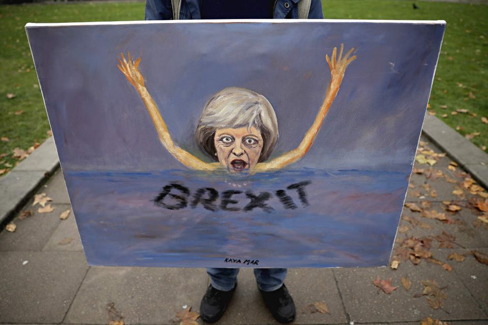 Brexit-Karikatur: Geht Theresa May unter?