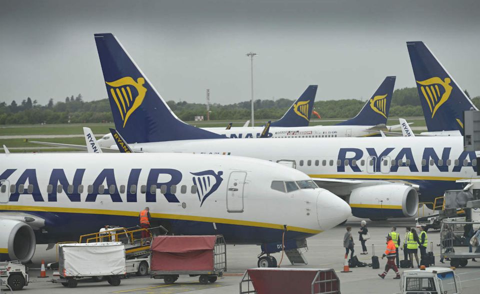 Ryanair-Maschinen am Flughafen Stansted bei London