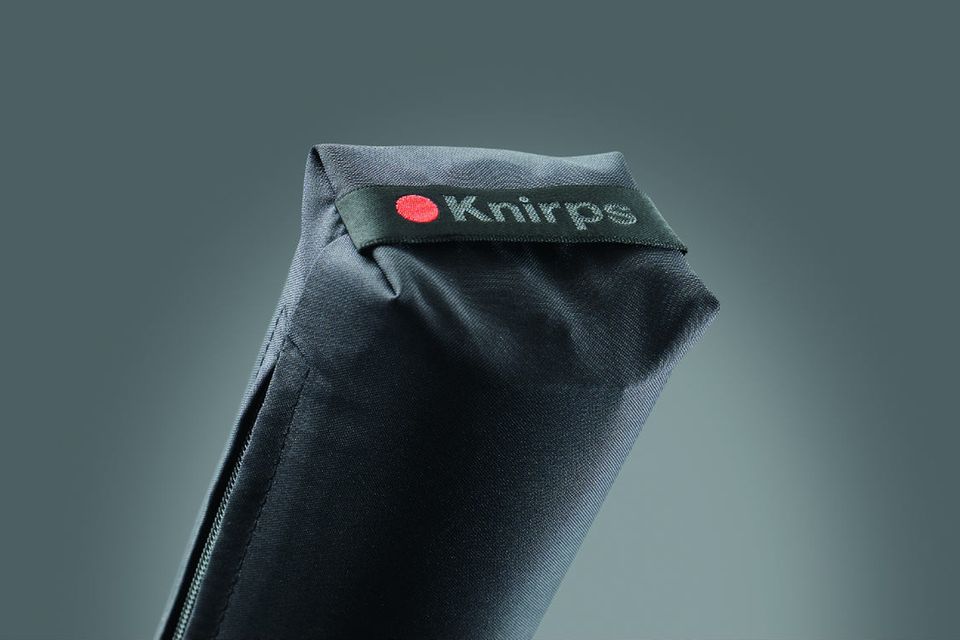 Knirps ist für seine Regenschirme bekannt