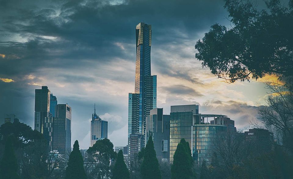 Australiens Handelsdefizit beläuft sich auf etwa 36 Milliarden Dollar. Australien bekennt sich zu einer sehr offenen Marktpolitik mit minimalen Importbeschränkungen.