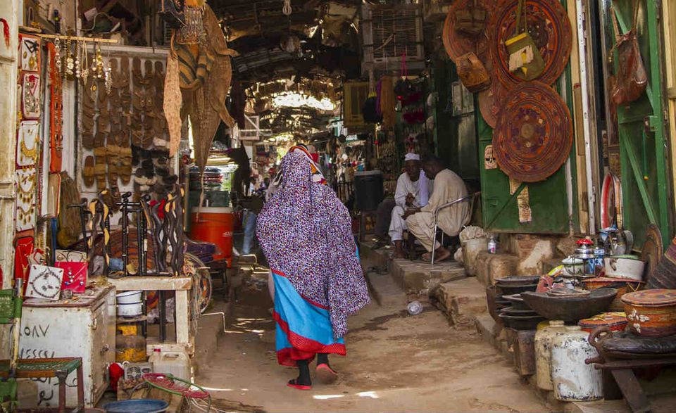 Der Sudan hatte im letzten Jahr eine Inflationsrate von geschätzten 32 Prozent. Obwohl dieser Wert sehr hoch ist, hat er sich seit dem Jahr 2012, in dem er 47 Prozent erreichte, um 15 Prozent verringert.