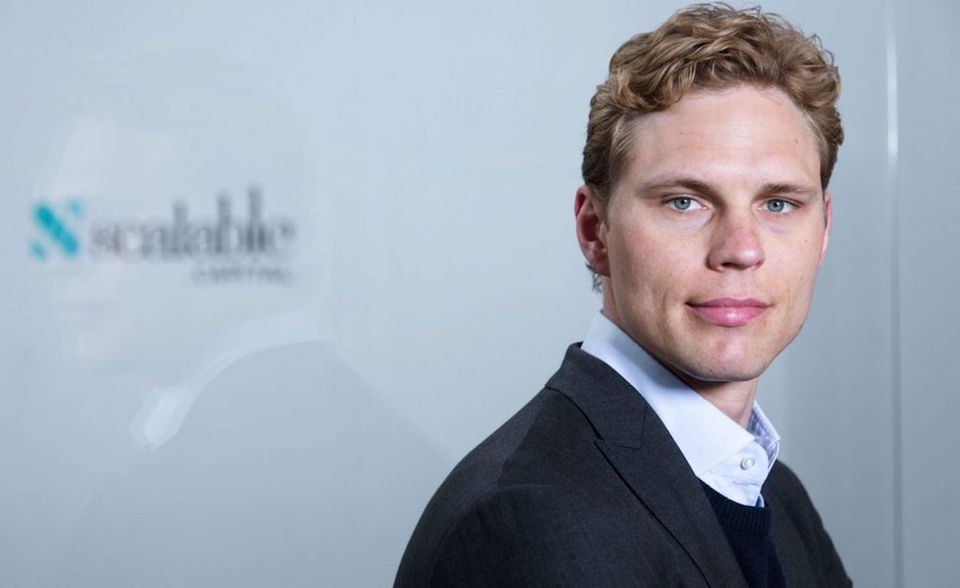 Erik Podzuweit, 37, ist Gründer und Geschäftsführer der digitalen VermögensverwaltungScalable Capital.