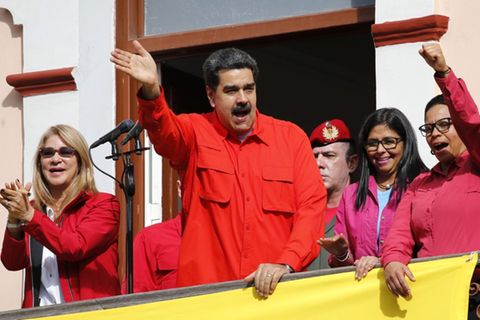 Der amtierende Präsident Venezuelas, Nicolás Maduro, kämpft um sein politisches Überleben.