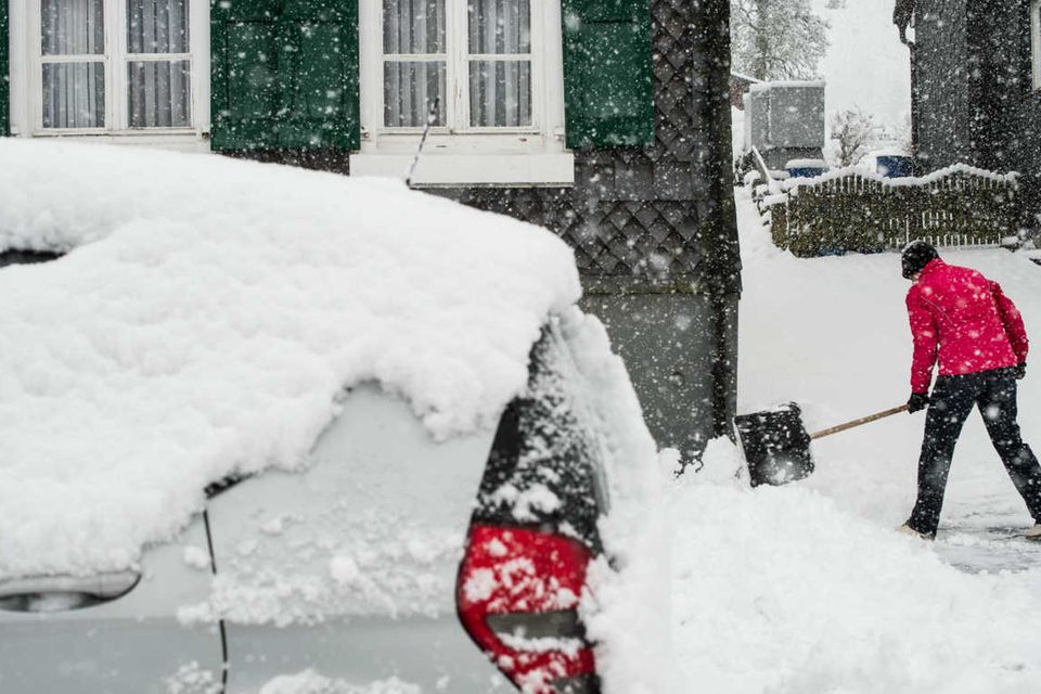 Eigentümer müssen sicherstellen, dass die Gehwege vor ihrem Haus gefahrlos begehbar sind