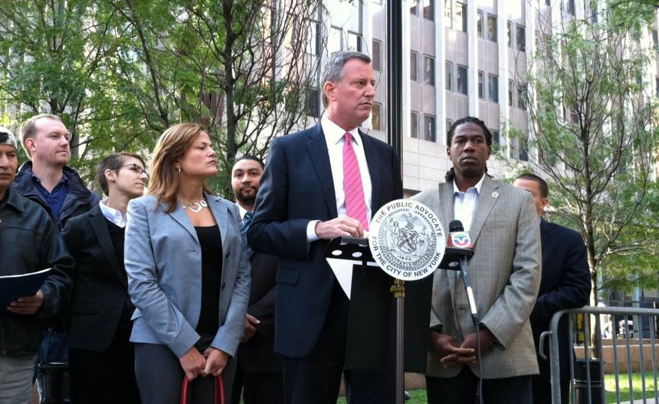 Auch der jetzige Bürgermeister von New York City, Bill de Blasio, wird als heißer Kandidat für das Weiße Haus gehandelt. Bisher hält sich der 57-Jährige, der zum linken Lager der Demokraten zählt, allerdings bedeckt.