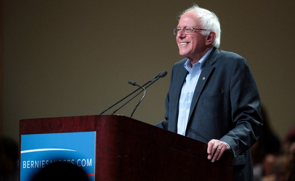Bernie Sanders will es noch einmal wissen: Der mittlerweile 77-Jährige war 2016 Hillary Clintons gefährlichster Rivale im Rennen um die Präsidentschaftskandidatur der Demokraten. Gerade junge Menschen konnten sich für die linke Politik des Senators aus Vermont begeistern. Sanders bezeichnet sich selbst als demokratischen Sozialisten.