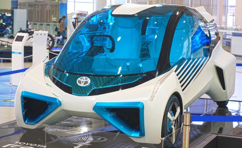 Wer einmal in Tokio war, wird sich trotz voller Straßen über die saubere Luft und den geringen Verkehrslärm gewundert haben. Der Grund: Die hohe Dichte an Elektroautos. Allein 2017 wurden in Japan laut der Economist Intelligence Unit 54.100 Elektroautos verkauft. Damit musste sich Japan aber Deutschland geschlagen geben.