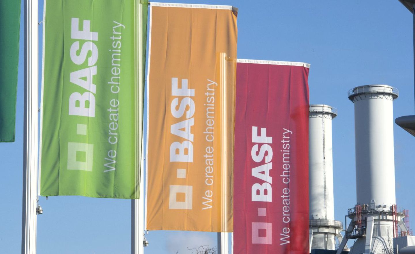 BASF: Den Chemieriesen plagen mannigfaltige Probleme