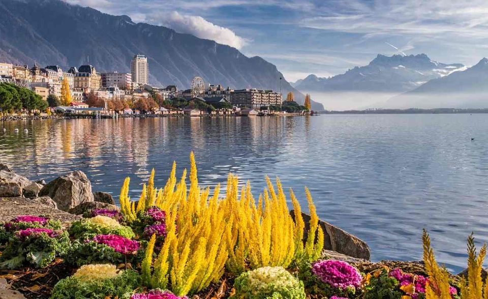 Die Schweiz darf als Bankenzentrum den digitalen Anschluss nicht verpassen. Sie überzeugt Nutzer und Kunden mit einem der schnellsten Datennetze der Welt. Dort wurden durchschnittlich 21,7 Mbit/s erreicht.